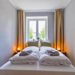 4-room Luxury - Close To Station, Free Parking, Kitchen Leipzig